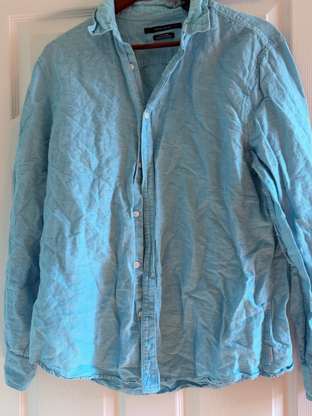 Perry Ellis Light Blue Casual Button-Down Shirt